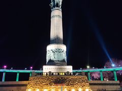 -人民防洪胜利纪念塔