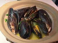 -鸣记脆皮烤鱼·海鲜烤鱼(三八广场店)