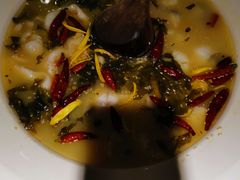 能喝汤的酸菜鱼-胡马八破·川菜小馆(高新万达店)