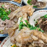 家人们!发现新大陆了牛肉锅怎么这么好吃😋