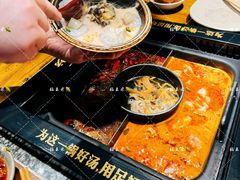 -老牌坊云南鱼豆花火锅(哈西万达店)