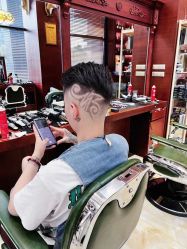 -尼特斯男士发型馆