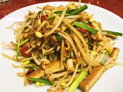 窄巷子下饭菜-窄巷子陕菜馆·地道陕西菜(粉巷店)