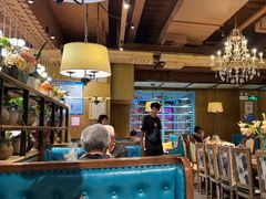 -领鲜活海鲜榴莲自助火锅(东门店)