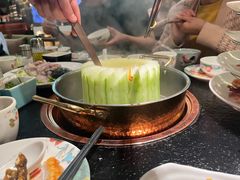 -得意咚瓜·顺德鱼生·冬瓜火锅(深圳首店)