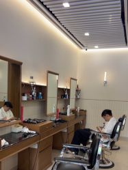 -MARTIN'S BARBER SHOP男士理发馆