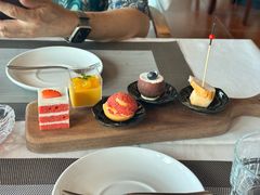 -璟象酒店-爱丽坊景观餐厅