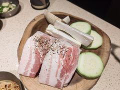 -蚂蚁洞·烤肉大营地(上海静安大悦城店)