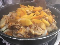 黑猪五花肉-猪啊牛呀羊啊铜盘烤肉(正大广场店)
