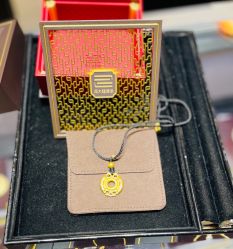 -周大福CHOW TAI FOOK(宝山苏宁易购店)