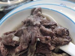 雪花鲜切牛肉-田园肥牛鲍鱼先生(新北店)