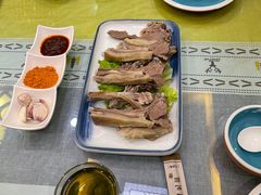 -三江源美食城