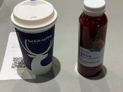 NFC鲜榨蓝莓草莓混合果汁-瑞幸咖啡(人民路店)