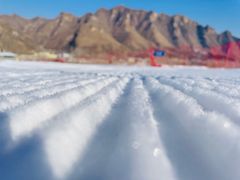 -荣盛康旅野三坡滑雪场