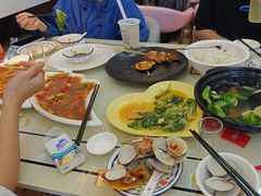 -覃记海鲜美食餐厅