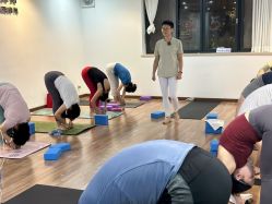 -兴亚瑜伽20年老馆