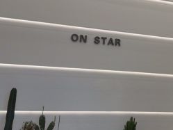 -ON STAR SALON