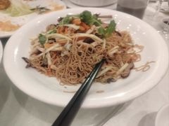 -荣誉海鲜酒楼(海湾店)