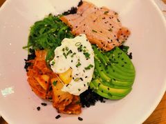 生三文鱼拌饭-Moka Bros 摩卡站(嘉华店)