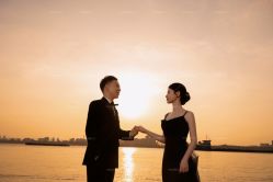 -雪中彩影婚纱摄影·微光艺术中心