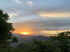 -塔云山