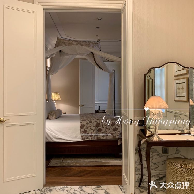 华尔道夫｜2.外滩总会套房