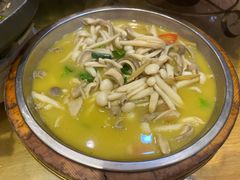 -船夫鱼锅(衢江路店)