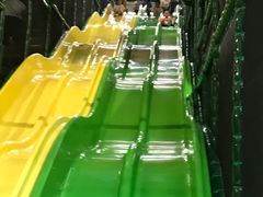 -蒙特利亲子乐园