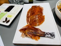 酥不腻烤鸭-小大董·烤鸭(观景餐厅·南京西路店)