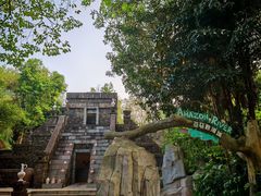 -海口观澜湖火山温泉谷