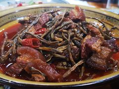 红烧肉-将就吃农家特色土菜馆