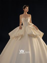 点击看大图 -艾拉·女王婚纱礼服馆