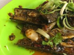 -明记烧鱼美味店