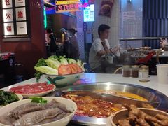 -卤校长重庆火锅(国兴店)