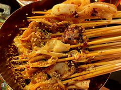 -何师烧烤Pro ·江湖川菜·小龙虾·精酿(太古里旗舰店)