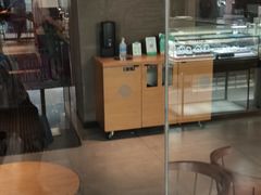 -百联临沂购物中心(临沂路店)