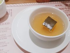 -顺风汤馆·广府粤菜(江宸天街店)