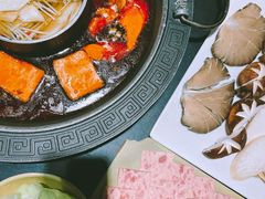 -晓宇重庆火锅(龙首店)