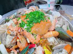 招牌海鲜骨煲-凤城康记饭店