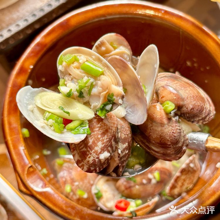 大连海鲜烤鱼！用大连话说！血好歹！！！