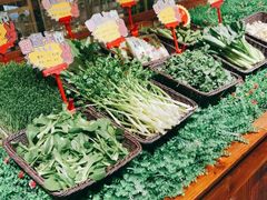 -宝燕海货工场(长江国际店)