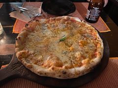 -Trattoria Altrove