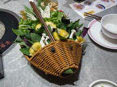 -野山舂·贵州现舂酸汤牛肉(民生路店)