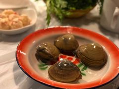 -鲜入围煮花胶鸡海鲜火锅