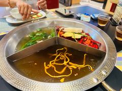 -廖掌柜·重庆鲜货火锅(上海首店)