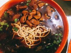 -小龙大肉面馆
