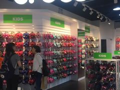 -CROCS卡洛驰(首创奥特莱斯店)