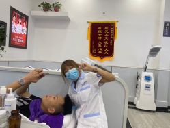 -蕾特恩专业祛痘·皮肤管理