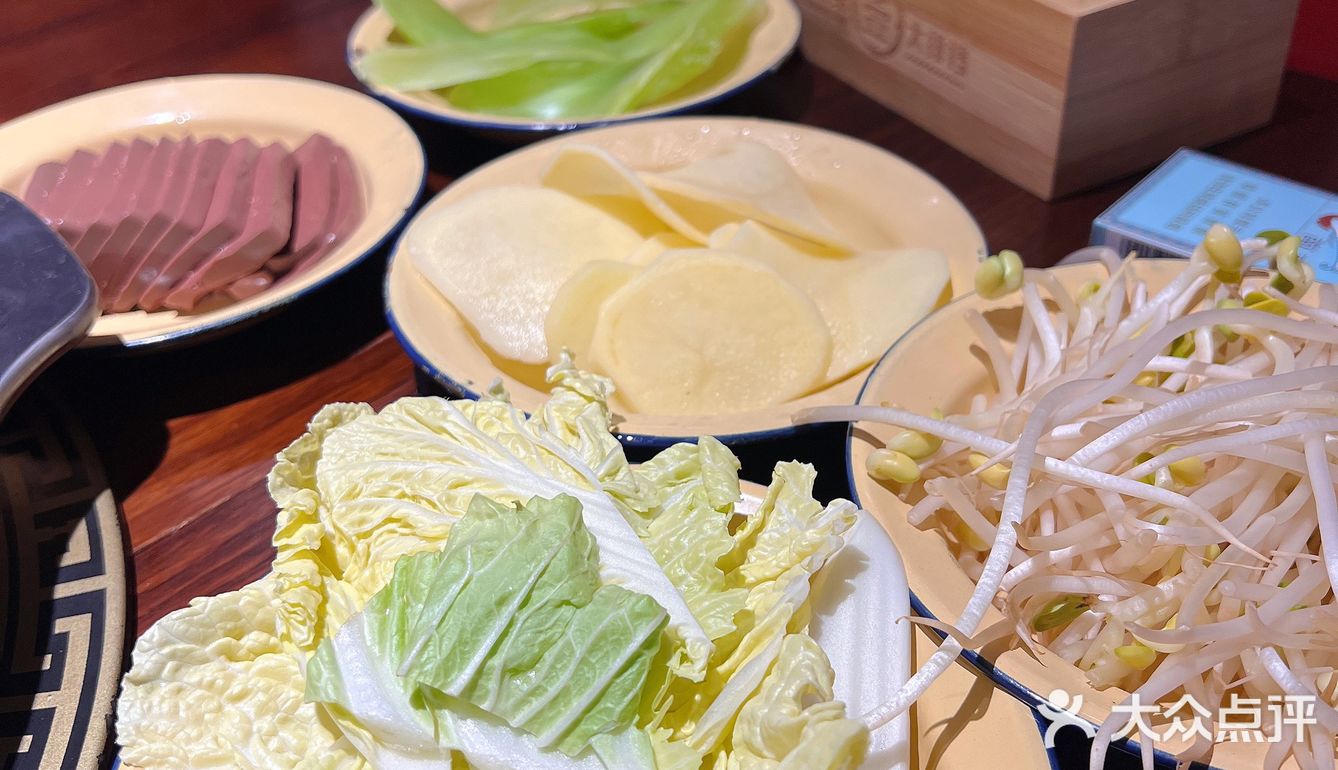 成都排队两小时 铁盘儿街边火锅🍲 