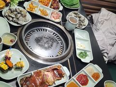 -梨花自助烤肉(西三旗万象汇黑金店)